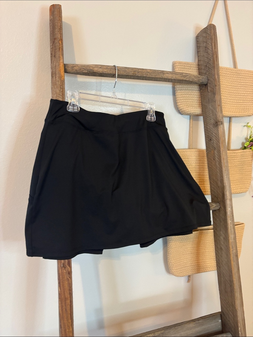 Amazon Black Women's golf skirt
